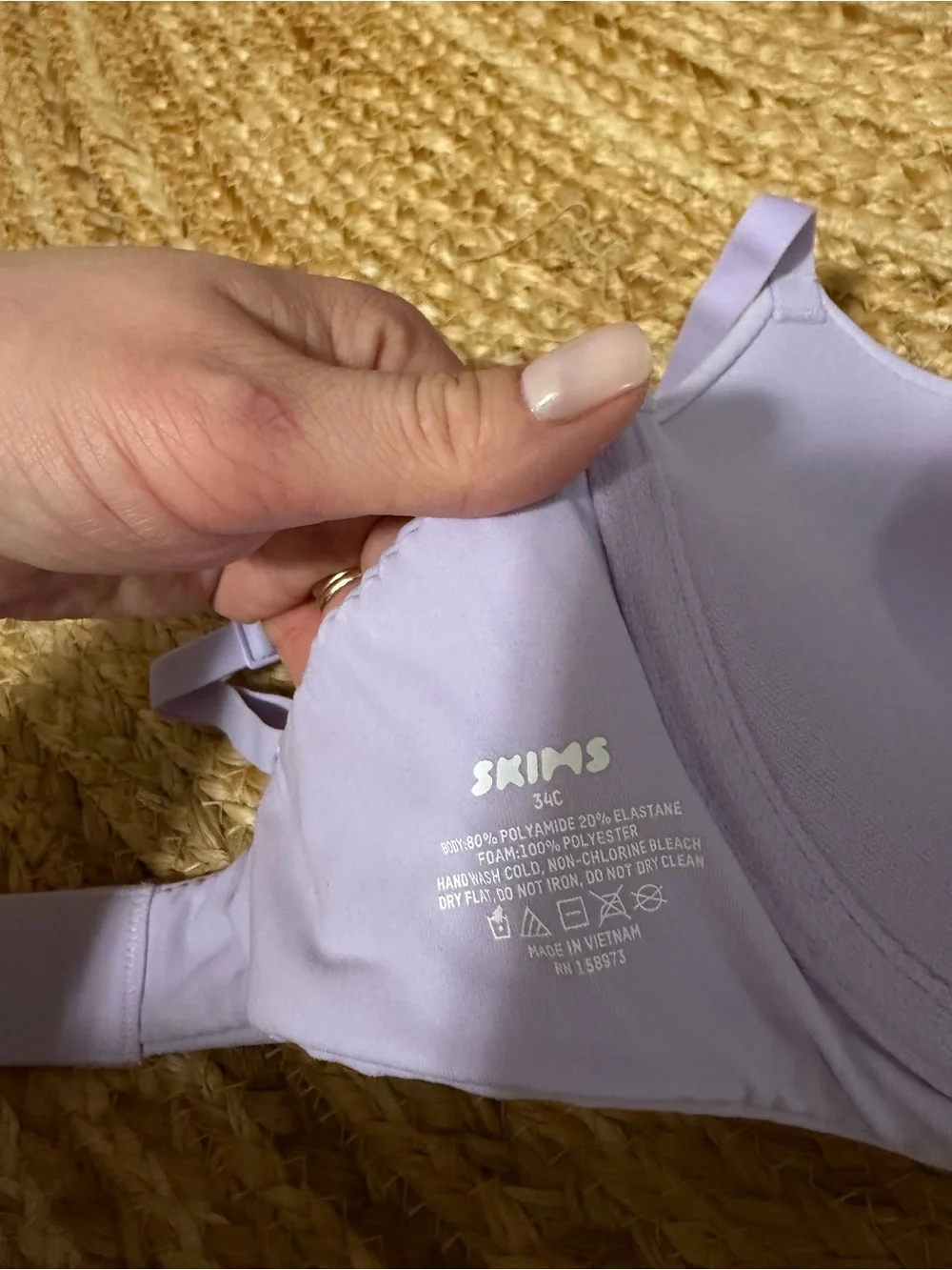SKIMS Lavender Lightly Padded T-Shirt Bra - Picture 3 of 4